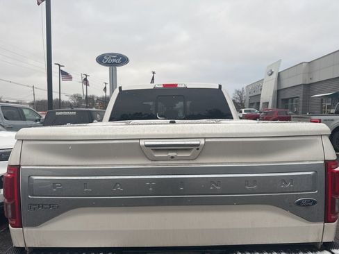 Used 2016 Ford F150 Platinum w/ Equipment Group 701A Luxury image 5