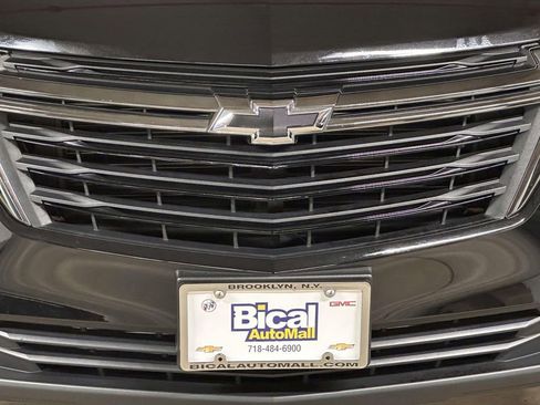 Used 2024 Chevrolet Equinox LS w/ LS Convenience Package image 9