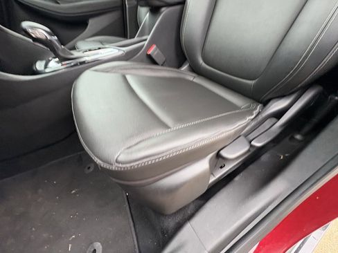 Used 2024 Buick Encore GX Sport Touring image 34