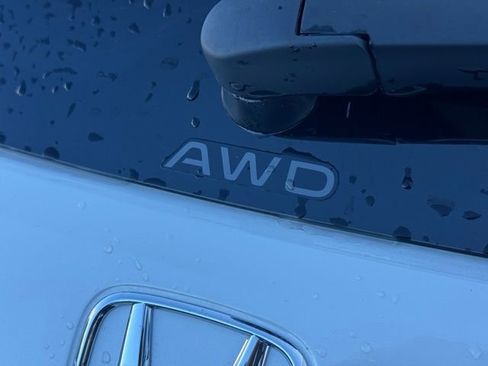 New 2026 Honda HR-V LX image 8