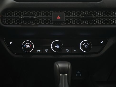 Used 2024 Honda HR-V Sport image 18