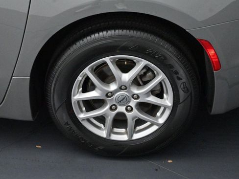 Used 2025 Chrysler Pacifica Select FWD image 60