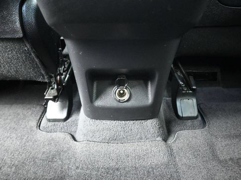 Used 2023 Kia Telluride S w/ S Sunroof Package FWD image 35