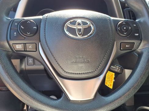 Used 2017 Toyota RAV4 LE w/ All Weather Liner Package AWD/4WD image 12