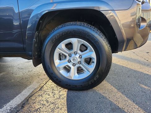 Used 2023 Toyota 4Runner SR5 Premium image 18