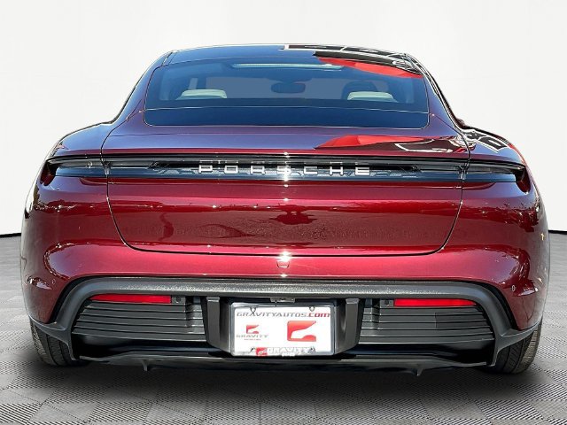Used 2022 Porsche Taycan RWD image 6