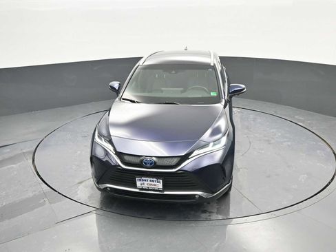 Used 2024 Toyota Venza Limited image 31