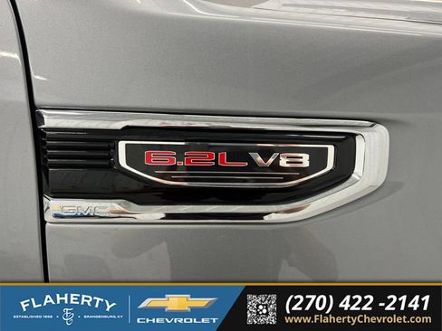 Used 2025 GMC Sierra 1500 Denali w/ Technology Package AWD/4WD image 18