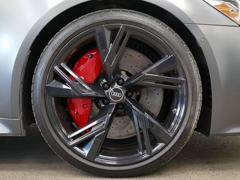 Used 2022 Audi RS 6 AWD/4WD image 20
