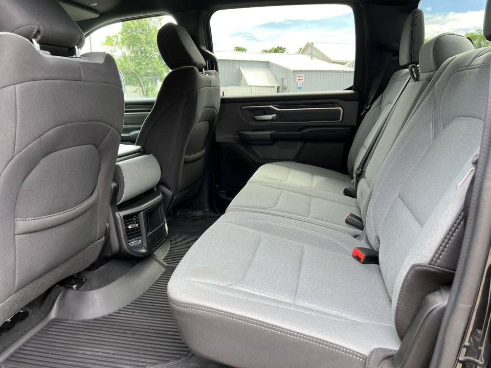 Used 2022 RAM 1500 Big Horn AWD/4WD image 5