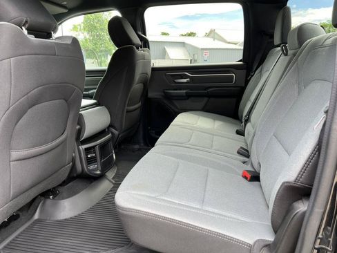 Used 2022 RAM 1500 Big Horn AWD/4WD image 5