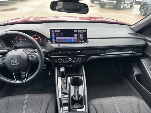 Used 2023 Honda Accord Sport image 31