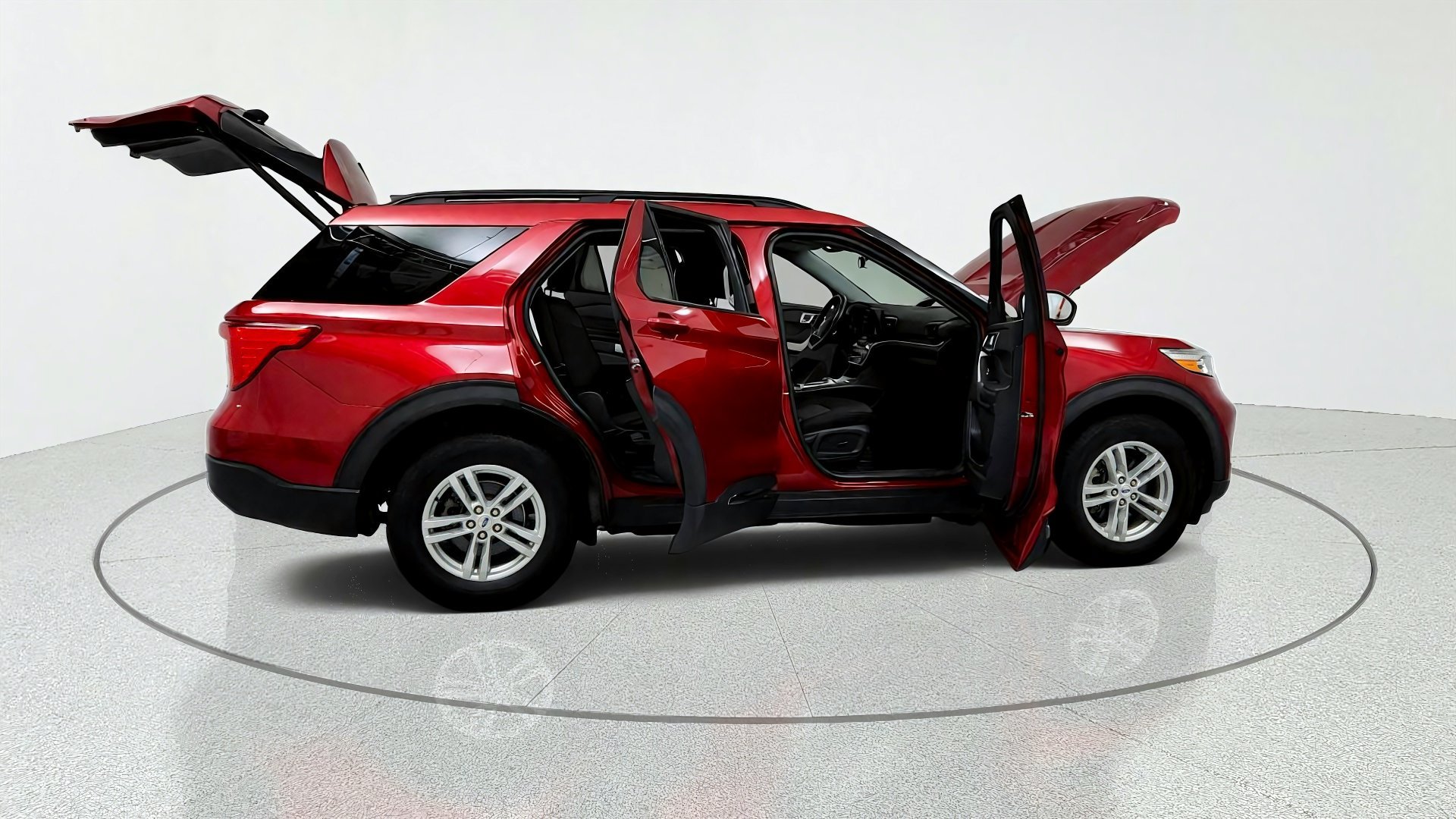 Used 2022 Ford Explorer XLT AWD/4WD image 13