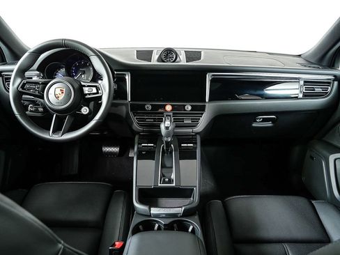 New 2026 Porsche Macan Turbo image 22