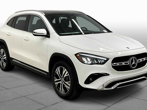 New 2026 Mercedes-Benz GLA 250 image 2