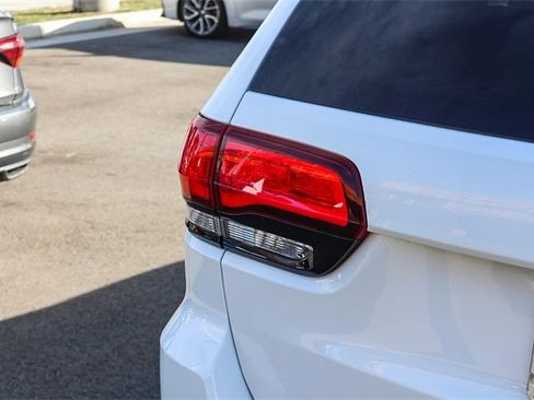 Used 2019 Jeep Grand Cherokee Altitude image 8