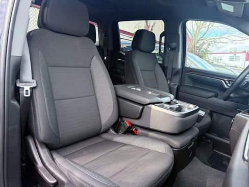 Used 2024 Chevrolet Silverado 1500 LT image 21