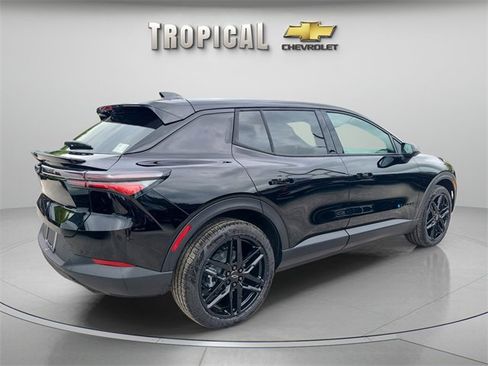 New 2026 Chevrolet Equinox EV LT image 5