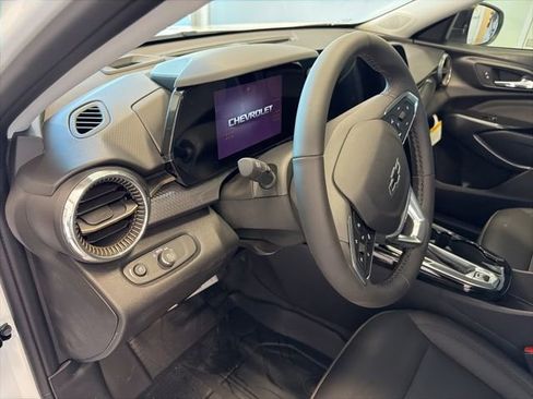 New 2026 Chevrolet Trax ACTIV w/ Driver Confidence Package FWD image 16