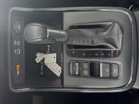 Used 2023 Honda CR-V EX image 16