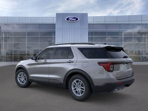 New 2026 Ford Explorer Active w/ Active Comfort Package image 8