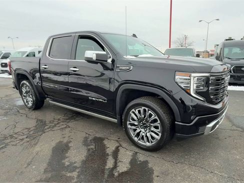 Used 2024 GMC Sierra 1500 Denali Ultimate image 2