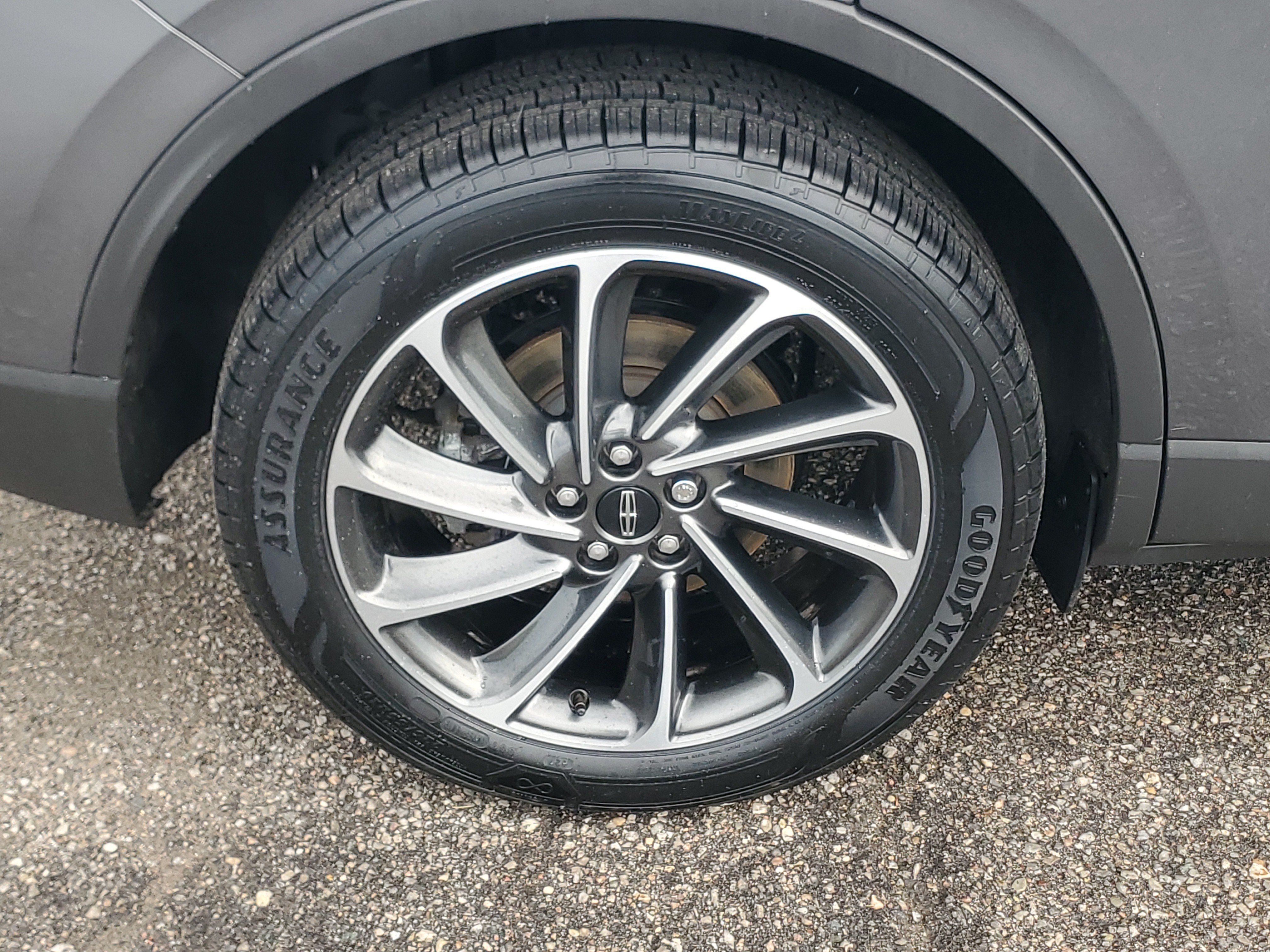 Certified 2023 Lincoln Corsair AWD w/ Equipment Group 101A image 7