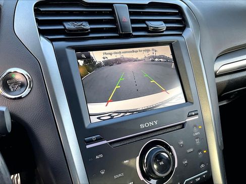 Used 2014 Ford Fusion Titanium image 25