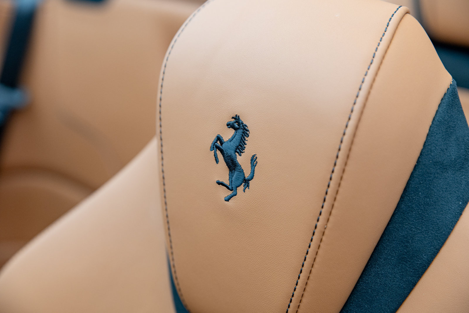 Used 2024 Ferrari Roma Spider RWD image 23