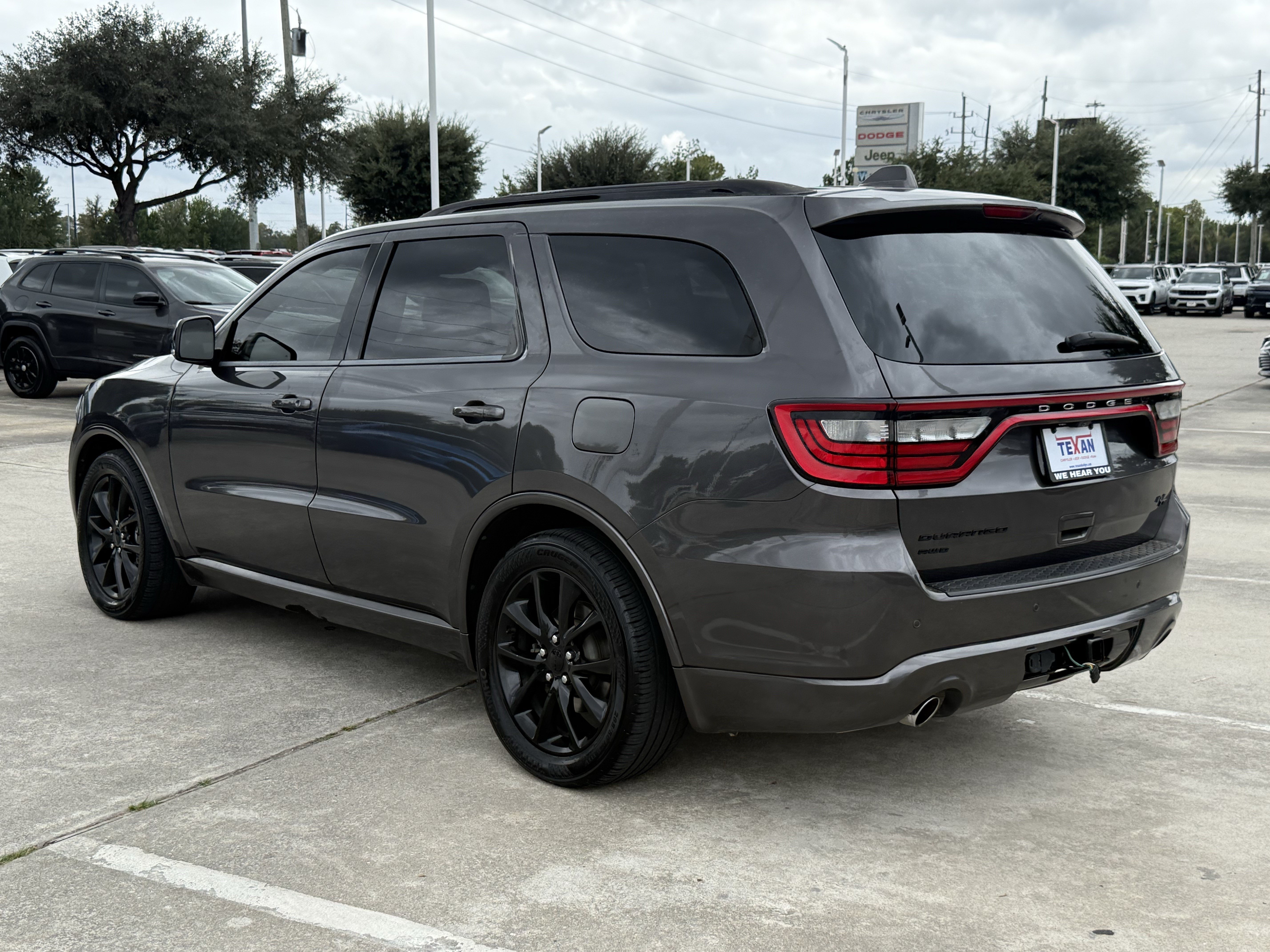 Used 2017 Dodge Durango R/T w/ Technology Group AWD/4WD image 7