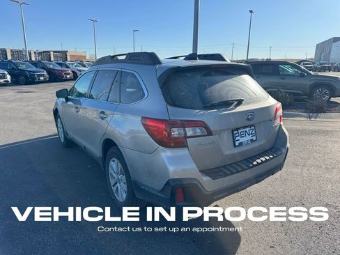 Used 2018 Subaru Outback 2.5i Premium w/ Popular Package #1 image 5