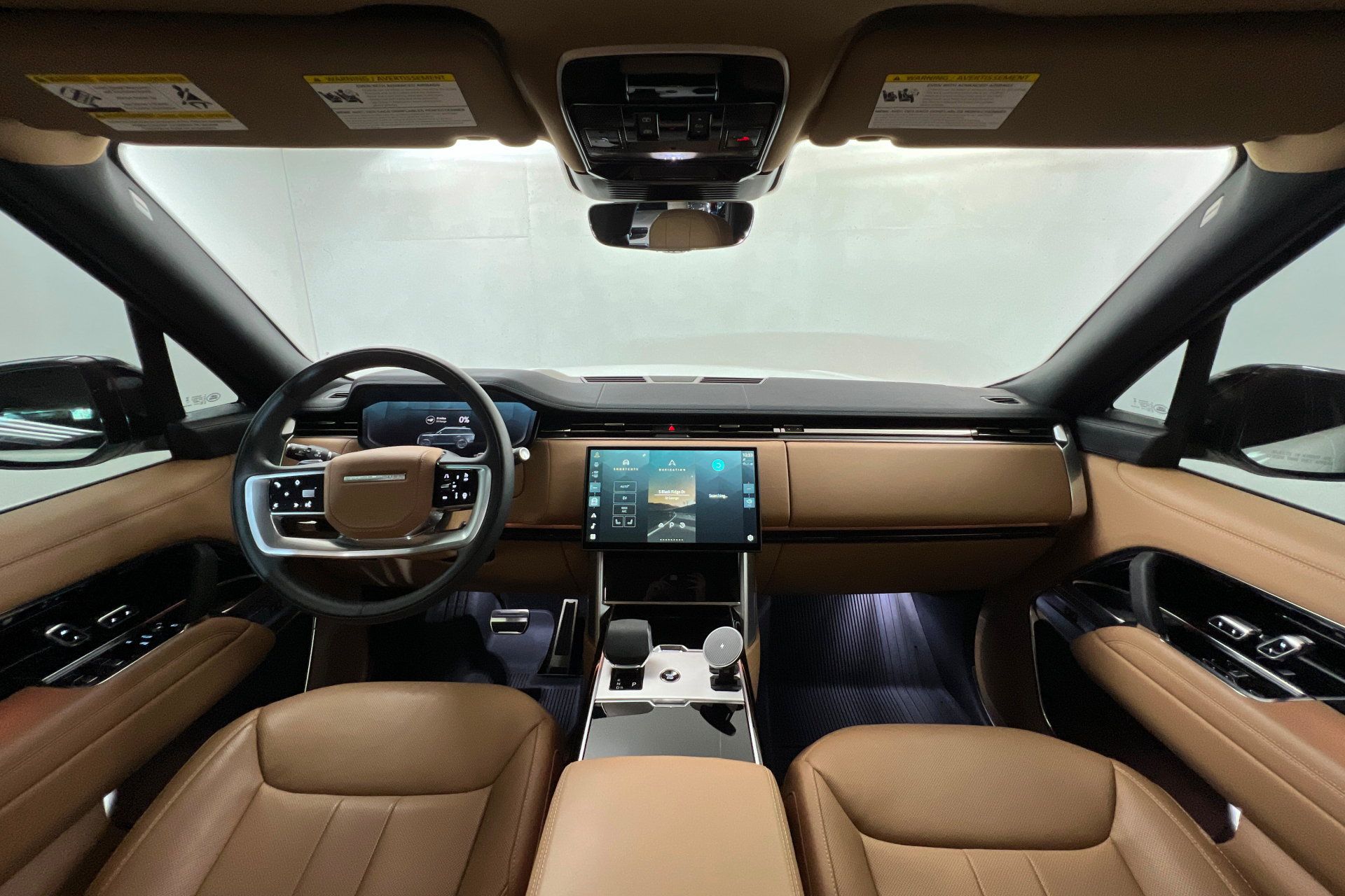 Used 2026 Land Rover Range Rover SE AWD/4WD image 10
