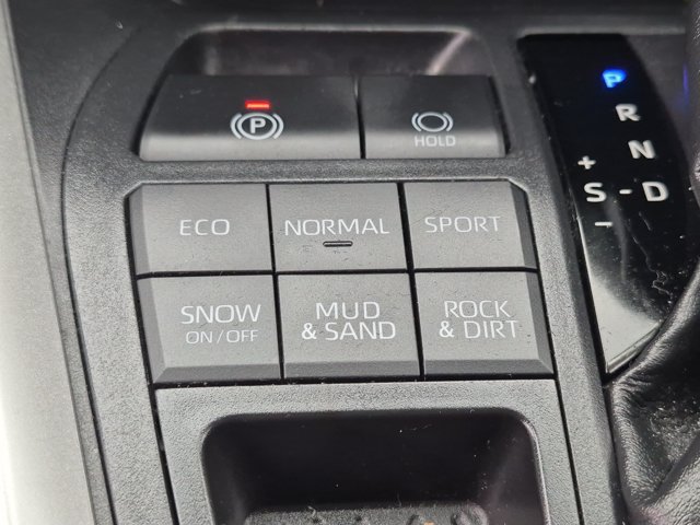 Used 2022 Toyota RAV4 XLE Premium AWD/4WD image 25