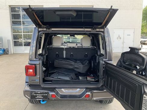 Used 2021 Jeep Wrangler Unlimited Sahara AWD/4WD image 33