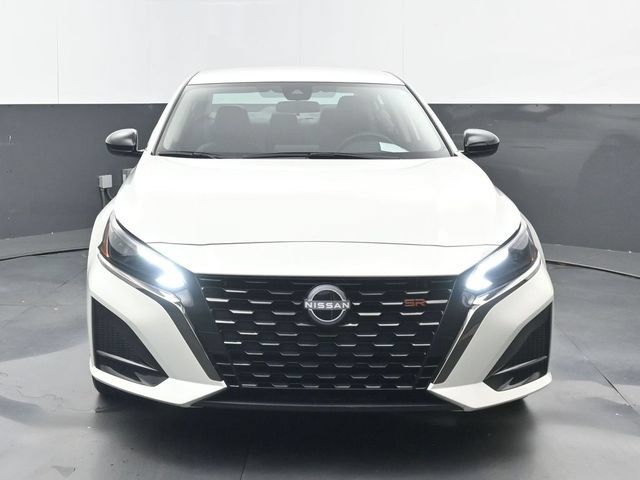 Used 2025 Nissan Altima 2.5 SR AWD/4WD image 19