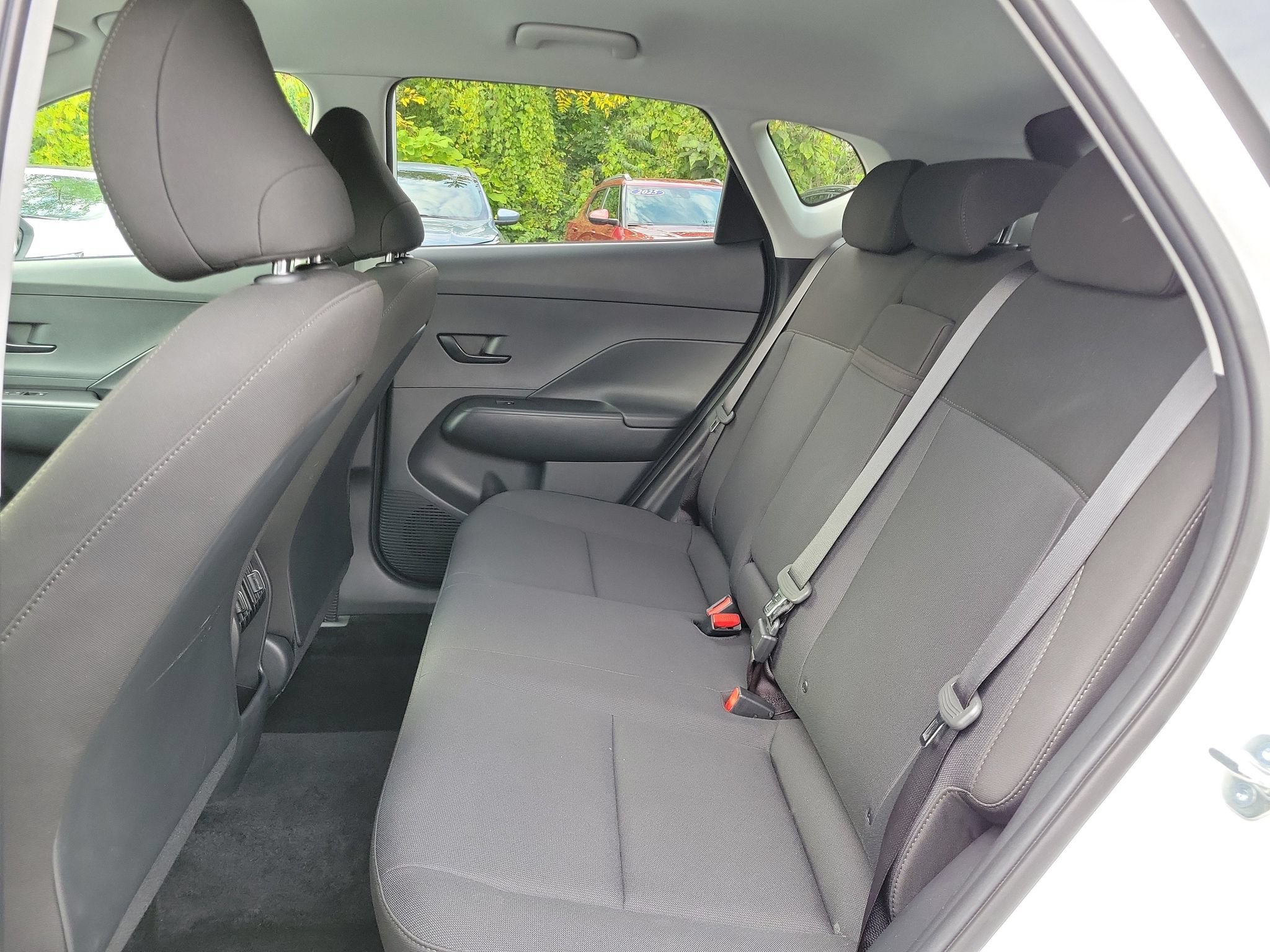 Used 2025 Hyundai Kona SEL AWD/4WD image 22