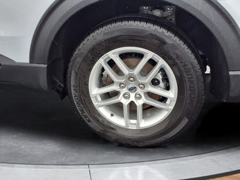 New 2026 Ford Explorer Active AWD/4WD image 17