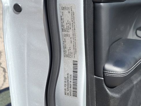 New 2025 Jeep Grand Cherokee L Altitude image 33