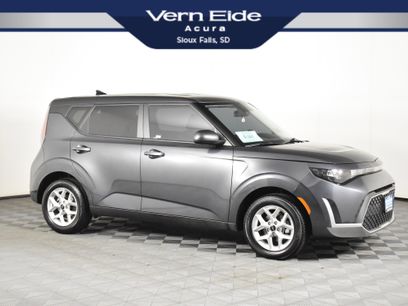 Used 2023 Kia Soul LX w/ Option Group 015