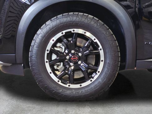 Used 2026 Nissan Pathfinder Rock Creek AWD/4WD image 9