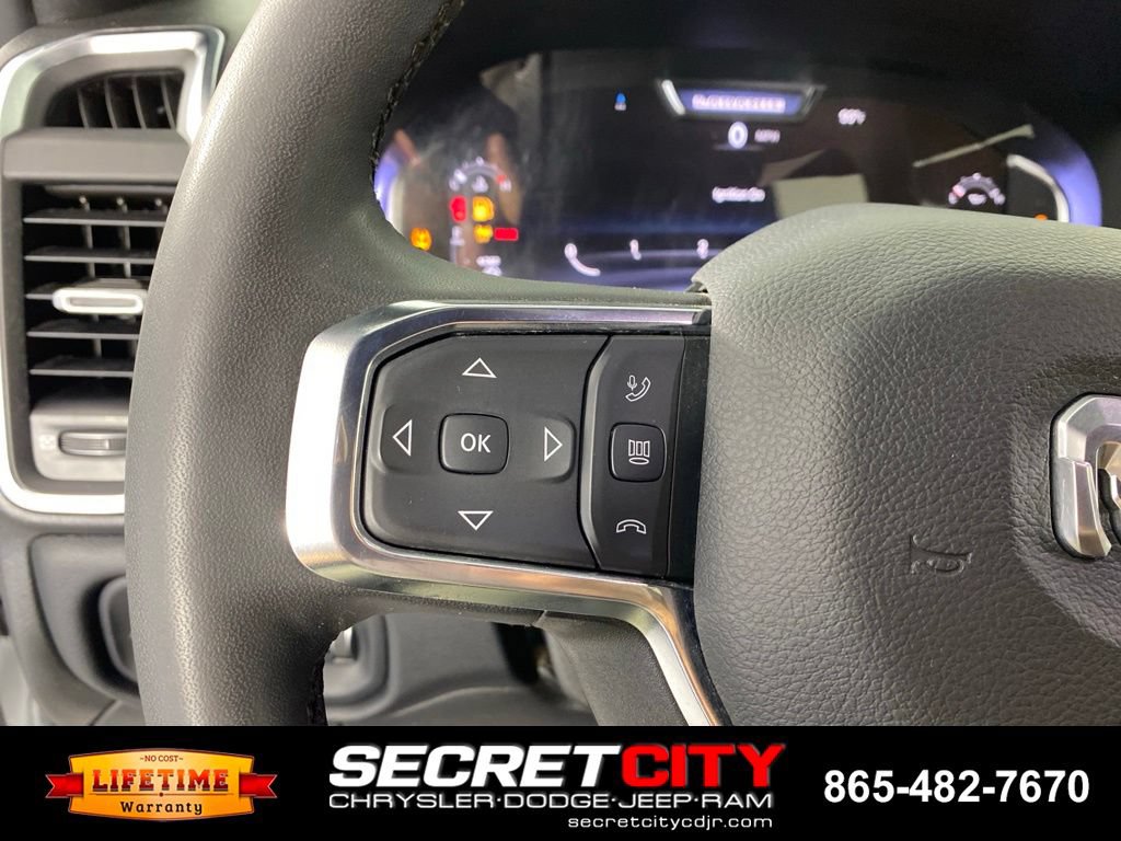 Used 2026 RAM 2500 Laramie AWD/4WD image 14