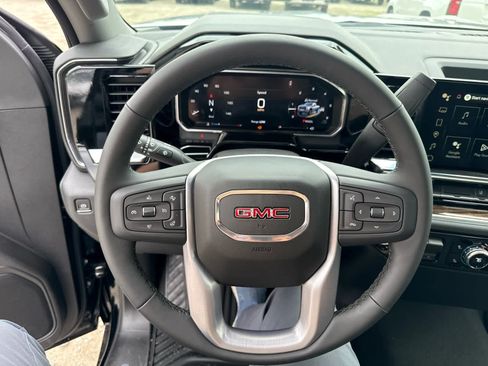 New 2026 GMC Sierra 3500 SLE w/ SLE Convenience Package AWD/4WD image 18