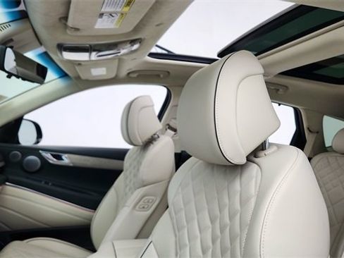 Used 2025 Genesis GV80 3.5T Prestige image 34
