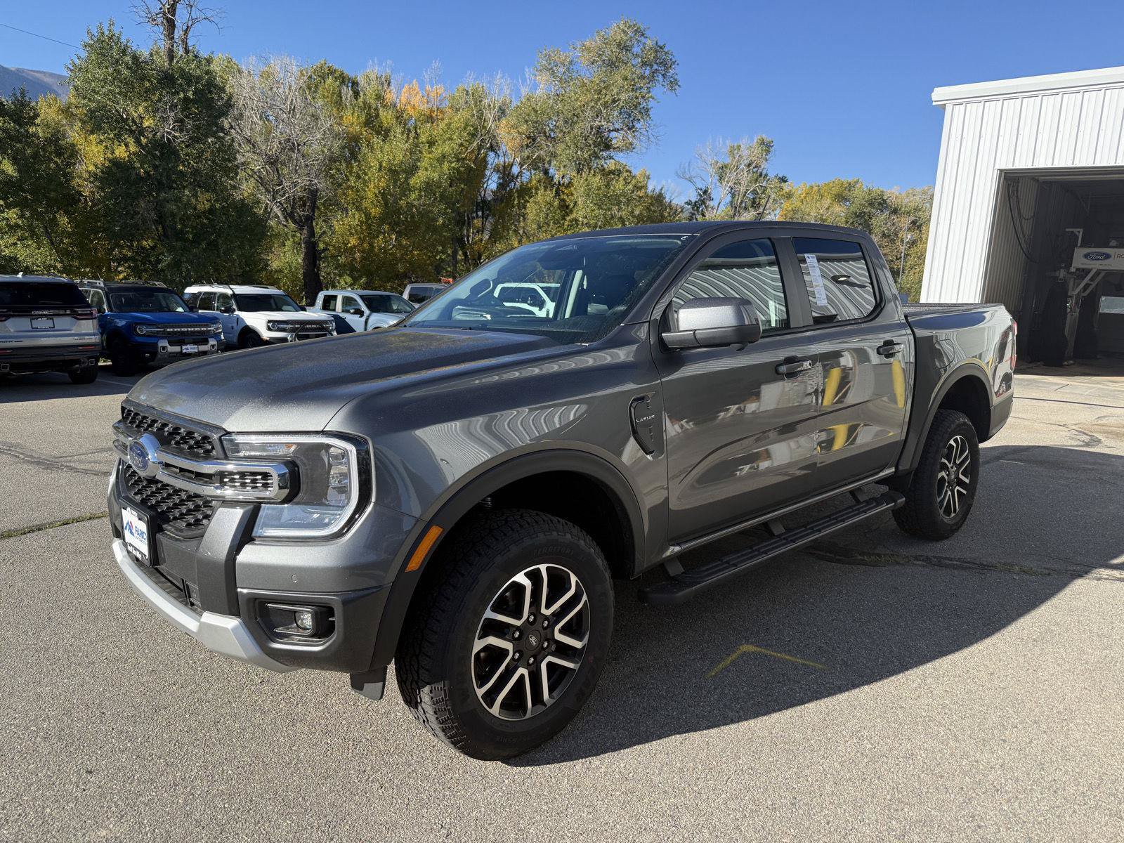 New 2026 Ford Ranger Lariat w/ FX4 Off-Road Package AWD/4WD image 1