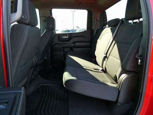 Certified 2025 Chevrolet Silverado 1500 Custom image 17