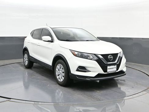 Used 2020 Nissan Rogue Sport S FWD image 21