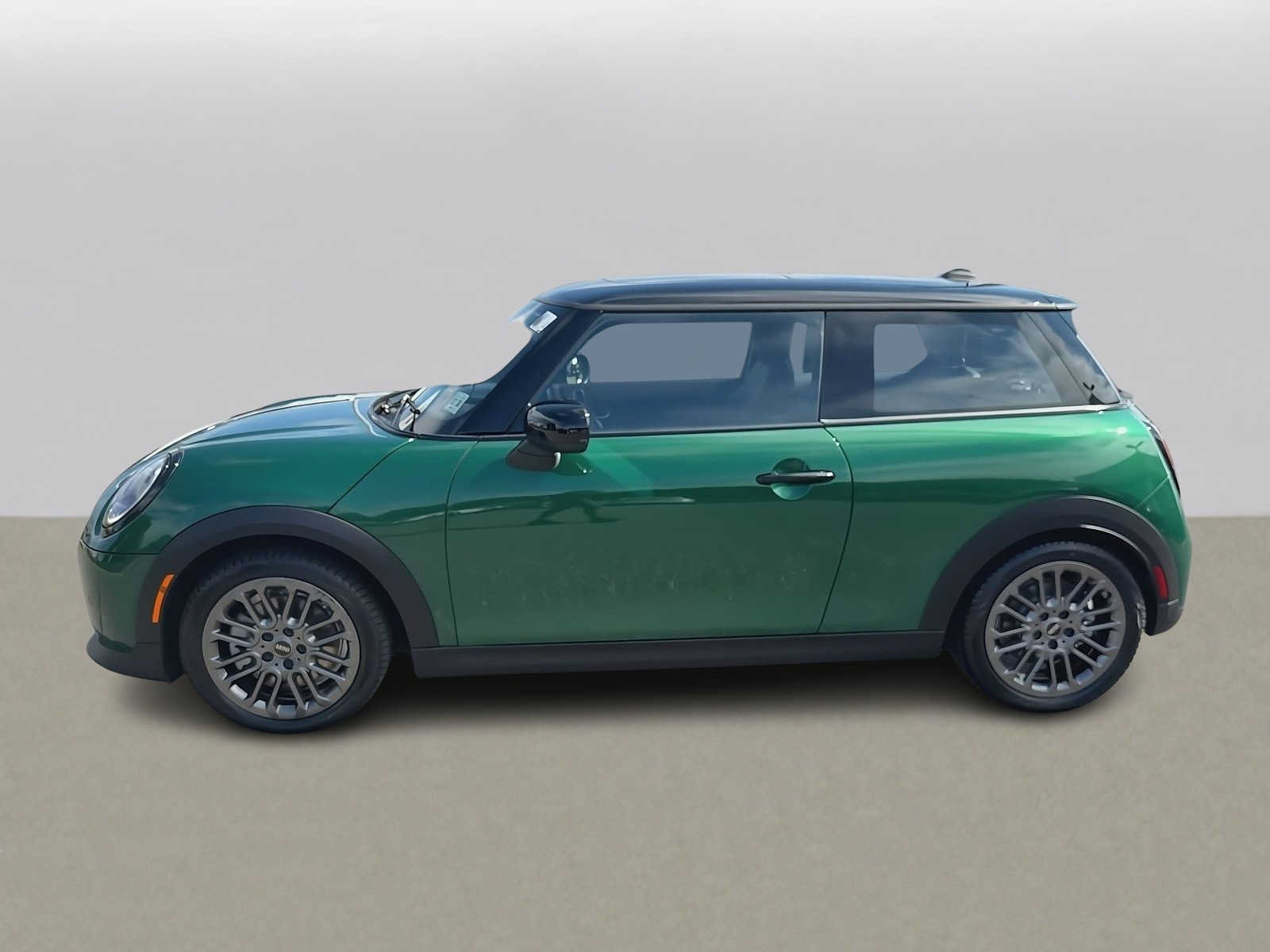 Used 2026 MINI Cooper 2-Door Hardtop FWD image 5