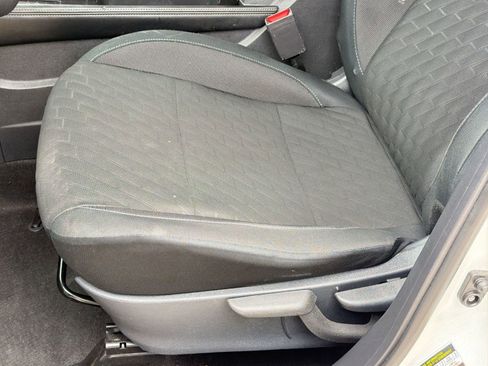 Used 2024 Nissan Kicks SV image 14