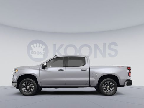 Used 2024 Chevrolet Silverado 1500 LT AWD/4WD image 2