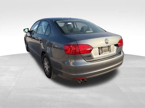 Used 2014 Volkswagen Jetta S image 9